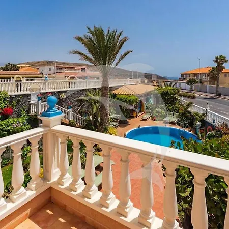 El Mdano With Stunning Pool Views Apartamento El Médano